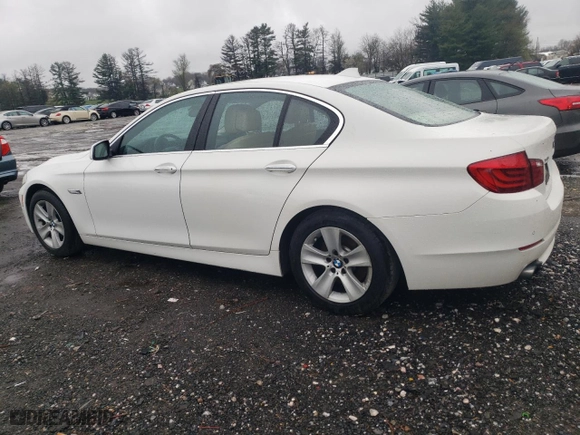 2013 BMW 5 Series 528i xDrive with VIN WBAXH5C57DD112723, listed as a Copart auction lot 51939585 with 111,548 mi miles and Clean Title. Bid and sale history available at carsss.com. Image 2.