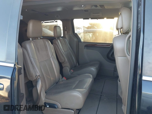 2011 Chrysler Town & Country Limited with VIN 2A4RR6DG4BR716460, listed as a IAAI auction lot 41073221 with 136,779 mi miles. Bid and sale history available at carsss.com. Image 8.