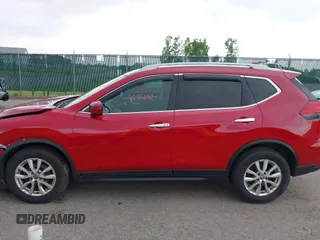 2017 Nissan Rogue SL with VIN 5N1AT2MV0HC796574, listed as a IAAI auction lot 42556921 with 180,752 mi miles and . Bid and sale history available at DreamBid. Image 14.