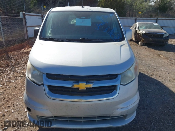 2015 Chevrolet City Express Cargo LT z VIN 3N63M0ZN5FK694828, wystawiony jako IAAI lot #41795345 z przebiegiem 220 533 mil mil oraz . Historia ofert i sprzedaży dostępna na DreamBid. Obrazek 12.