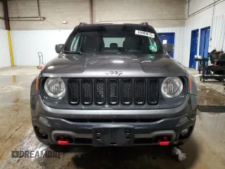 2018 Jeep Renegade Trailhawk with VIN ZACCJBCB4JPG97123, listed as a Copart auction lot 44909615 with 98,177 mi miles and Salvage Title. Bid and sale history available at carsss.com. Image 5.