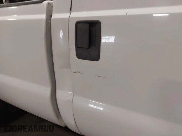 2010 Ford F-250 XL with VIN 1FTSW2BRXAEB38261, listed as a IAAI auction lot 42595048 with 67,935 mi miles and . Bid and sale history available at DreamBid. Image 6.