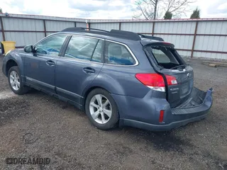 2014 Subaru Outback 2.5i with VIN 4S4BRBAC8E3287205, listed as a IAAI auction lot 41993636 with 207,959 mi miles. Bid and sale history available at carsss.com. Image 3.