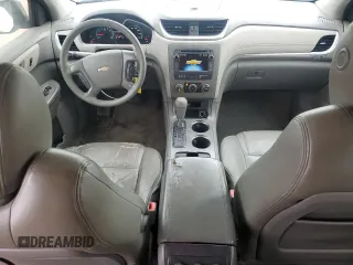 2014 Chevrolet Traverse LS z VIN 1GNKRFED5EJ340184, wystawiony jako Copart lot #54798975 z przebiegiem 197 728 mil mil oraz Czysty tytuł • Clean title. Historia ofert i sprzedaży dostępna na DreamBid. Obrazek 8.