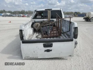 2007 Chevrolet Silverado 1500 1LT with VIN 2GCEC13J071559229, listed as a Copart auction lot 44934385 with 219,543 mi miles and Salvage Title. Bid and sale history available at DreamBid. Image 6.
