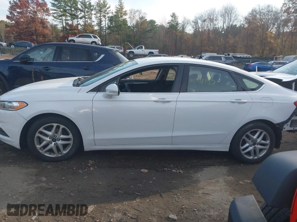 2015 Ford Fusion SE with VIN 3FA6P0H71FR236064, listed as a IAAI auction lot 40731737 with 220,120 mi miles and . Bid and sale history available at carsss.com. Image 14.