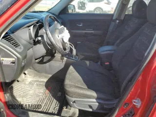 2013 Kia Soul + with VIN KNDJT2A63D7563776, listed as a Copart auction lot 48419185 with 149,078 mi miles and Salvage Title. Bid and sale history available at carsss.com. Image 7.