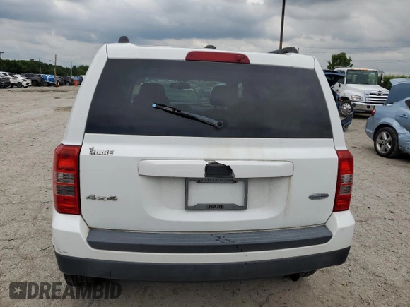2014 Jeep Patriot Latitude with VIN 1C4NJRFB6ED726994, listed as a Copart auction lot 65746095 with 150,051 mi miles and Clean title. Bid and sale history available at DreamBid. Image 6.