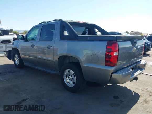 2007 Chevrolet Avalanche LS with VIN 3GNEC12017G113629, listed as a IAAI auction lot 42189684 with 122,771 mi miles and . Bid and sale history available at DreamBid. Image 3.