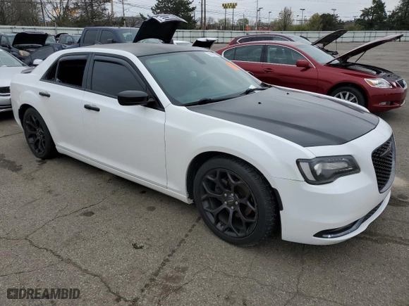 2019 Chrysler 300 with VIN 2C3CCABG4KH618056, listed as a Copart auction lot 52820675 with 0 mi miles and Salvage Title. Bid and sale history available at carsss.com. Image 4.