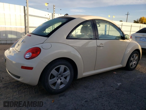 2007 Volkswagen Beetle z VIN 3VWRW31C37M506622, wystawiony jako Copart lot #77896784 z przebiegiem 129 953 mil mil oraz Nie do naprawy • Non repairable. Historia ofert i sprzedaży dostępna na DreamBid. Obrazek 3.