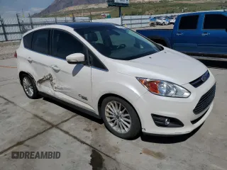 2016 Ford C-Max Energi SEL with VIN 1FADP5CU1GL101300, listed as a Copart auction lot 52308394 with 105,697 mi miles. Bid and sale history available at carsss.com. Image 4.