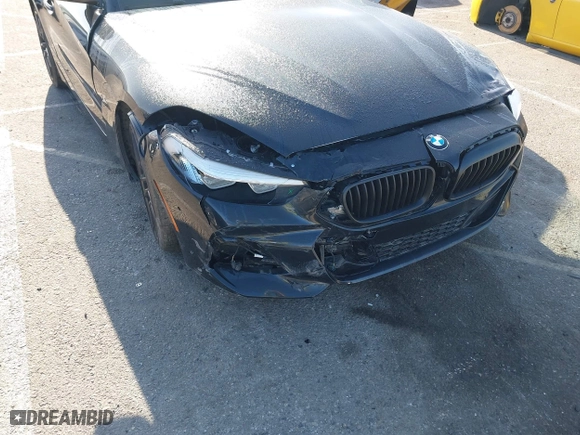 2022 BMW Z4 sDriveM40i with VIN WBAHF9C08NWX88691, listed as a IAAI auction lot 42012469 with 11,108 mi miles. Bid and sale history available at carsss.com. Image 6.