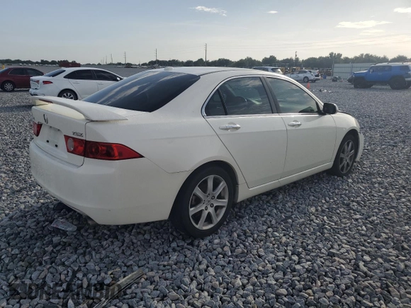 2005 Acura TSX with VIN JH4CL96805C035440, listed as a Copart auction lot 62578085 with 197,120 mi miles and Salvage title. Bid and sale history available at DreamBid. Image 3.