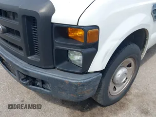 2008 Ford F-250 XL with VIN 1FTNF20588EC59099, listed as a IAAI auction lot 42106612 with 163,155 mi miles and . Bid and sale history available at DreamBid. Image 13.