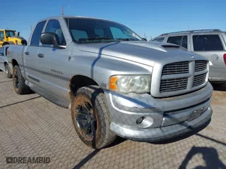 2005 Dodge Ram 1500 SLT with VIN 1D7HU18D85J528025, listed as a IAAI auction lot 41866142 with 309,127 mi miles. Bid and sale history available at carsss.com. Image 1.