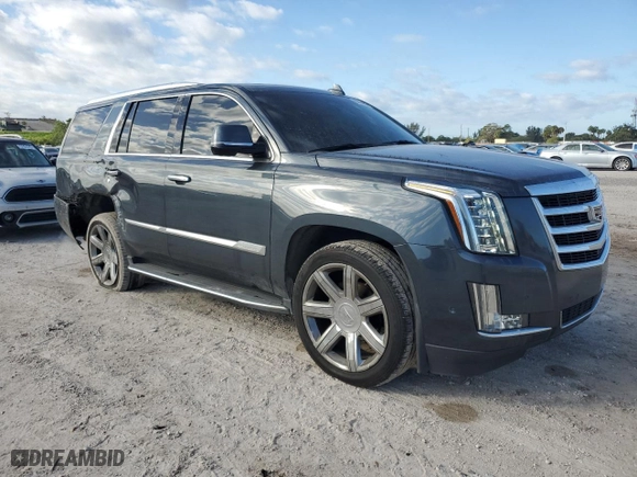 2019 Cadillac Escalade Luxury with VIN 1GYS3BKJXKR208686, listed as a Copart auction lot 87474004 with 82,801 mi miles and Salvage Title. Bid and sale history available at carsss.com. Image 4.