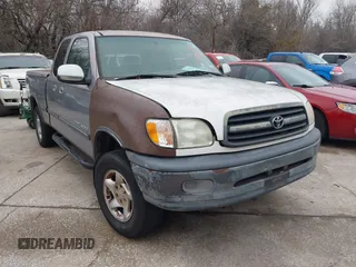2001 Toyota Tundra SR5 with VIN 5TBRN34181S167596, listed as a IAAI auction lot 41563622 with Not Provided miles and . Bid and sale history available at DreamBid. Image 1.