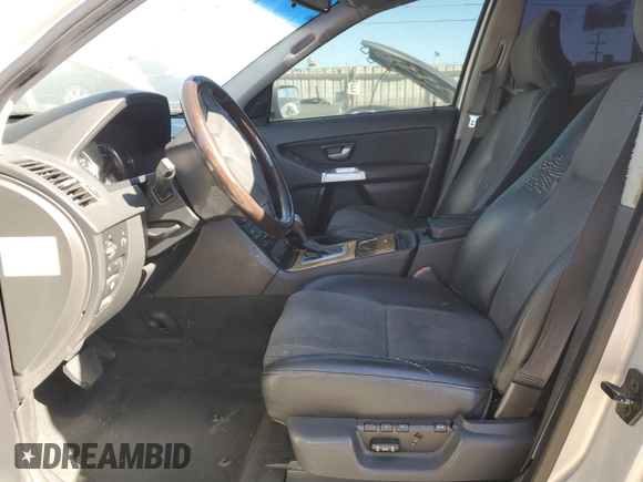 2004 Volvo XC90 с VIN YV1CN59H341045559, выставлен на аукционе Copart как лот 88784665 с пробегом Не указан миль и На запчасти • Non repairable. История ставок и продаж доступна на DreamBid. Изображение 7.