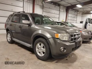 2011 Ford Escape XLT с VIN 1FMCU9DG8BKA26071, выставлен на аукционе IAAI как лот 42043197 с пробегом 165 974 миль миль и . История ставок и продаж доступна на DreamBid. Изображение 1.