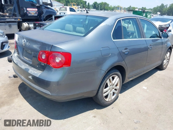 2007 Volkswagen Jetta Wolfsburg Edition with VIN 3VWEF71K27M078149, listed as a IAAI auction lot 42540627 with 205,605 mi miles and . Bid and sale history available at DreamBid. Image 4.