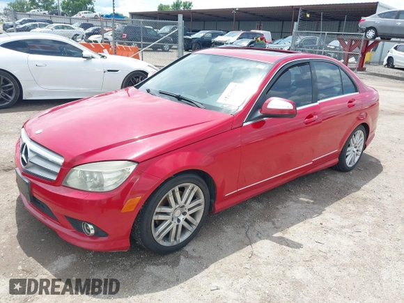 2008 Mercedes-Benz C 300 Sport z VIN WDDGF54X58F049016, wystawiony jako IAAI lot #42171900 z przebiegiem 249 669 mil mil oraz . Historia ofert i sprzedaży dostępna na DreamBid. Obrazek 2.