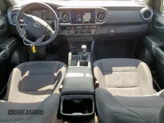 2017 Toyota Tacoma SR5 z VIN 5TFCZ5AN1HX048104, wystawiony jako Copart lot #60883165 z przebiegiem 143 856 mil mil oraz Szkoda całkowita • Salvage title. Historia ofert i sprzedaży dostępna na DreamBid. Obrazek 8.