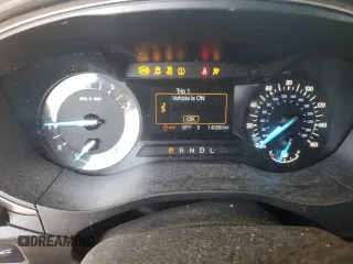 2017 Ford Fusion SE z VIN 3FA6P0H7XHR226250, wystawiony jako Copart lot #52697895 z przebiegiem 140 860 mil mil oraz Szkoda całkowita • Salvage title. Historia ofert i sprzedaży dostępna na DreamBid. Obrazek 9.
