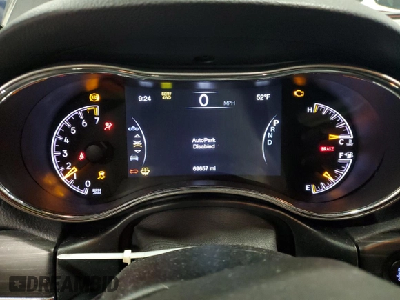 2019 Jeep Grand Cherokee Limited with VIN 1C4RJFBG7KC741118, listed as a Copart auction lot 52164025 with 69,657 mi miles and Salvage Title. Bid and sale history available at carsss.com. Image 9.