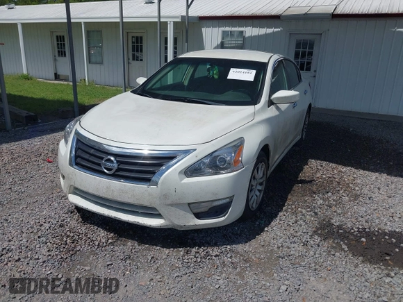 2013 Nissan Altima 2.5 S with VIN 1N4AL3AP6DC260020, listed as a IAAI auction lot 42014181 with 335,508 mi miles and . Bid and sale history available at carsss.com. Image 2.