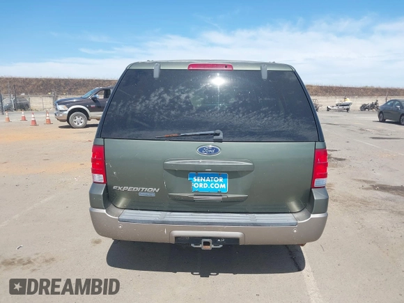 2003 Ford Expedition Eddie Bauer with VIN 1FMFU18L73LA26712, listed as a IAAI auction lot 42649890 with Not provided miles and . Bid and sale history available at DreamBid. Image 15.