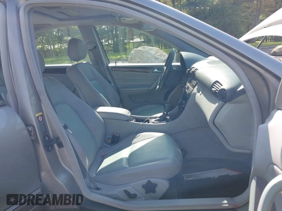 2003 Mercedes-Benz C 240 with VIN WDBRF81J33F416250, listed as a IAAI auction lot 42255841 with 307,737 mi miles and . Bid and sale history available at DreamBid. Image 5.