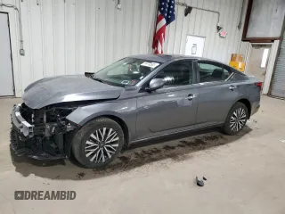 2024 Nissan Altima 2.5 SV with VIN 1N4BL4DW4RN328159, listed as a Copart auction lot 52322415 with 30,534 mi miles and Salvage Title. Bid and sale history available at carsss.com. Image 1.
