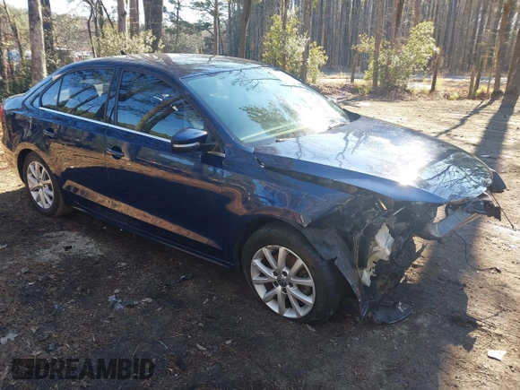 2013 Volkswagen Jetta SE с VIN 3VWDX7AJ3DM422020, выставлен на аукционе IAAI как лот 41284713 с пробегом 119 007 миль миль и . История ставок и продаж доступна на DreamBid. Изображение 1.