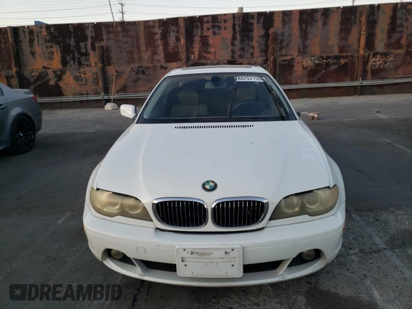 2004 BMW 3 Series 325Ci z VIN WBABV13464JT22816, wystawiony jako Copart lot #88293155 z przebiegiem Nie podano mil oraz Szkoda całkowita • Salvage title. Historia ofert i sprzedaży dostępna na DreamBid. Obrazek 5.