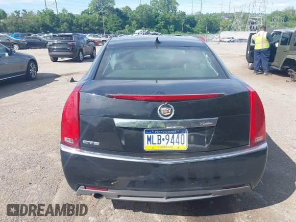 2012 Cadillac CTS z VIN 1G6DA5E53C0112671, wystawiony jako IAAI lot #42290332 z przebiegiem 135 585 mil mil oraz . Historia ofert i sprzedaży dostępna na DreamBid. Obrazek 17.