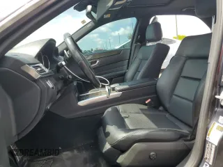 2014 Mercedes-Benz E 350 Sport with VIN WDDHF5KBXEB063203, listed as a Copart auction lot 63674095 with 131,102 mi miles and Clean title. Bid and sale history available at DreamBid. Image 7.
