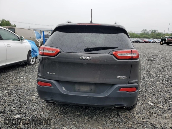 2017 Jeep Cherokee Latitude with VIN 1C4PJMCS8HW505261, listed as a Copart auction lot 60284375 with 37,744 mi miles and Salvage title. Bid and sale history available at DreamBid. Image 6.