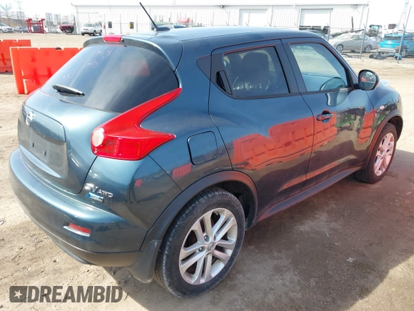 2014 Nissan Juke S with VIN JN8AF5MV2ET480025, listed as a IAAI auction lot 41777772 with 152,535 mi miles. Bid and sale history available at carsss.com. Image 4.