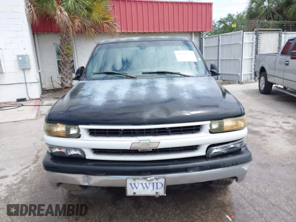 2001 Chevrolet Silverado 1500 LS with VIN 2GCEC19T611125168, listed as a IAAI auction lot 41960525 with 220,410 mi miles. Bid and sale history available at carsss.com. Image 6.