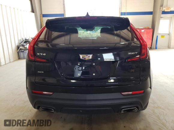 2020 Cadillac XT4 AWD Luxury with VIN 1GYFZBR42LF081550, listed as a Copart auction lot 68891524 with 27,985 mi miles and Salvage Title. Bid and sale history available at carsss.com. Image 6.