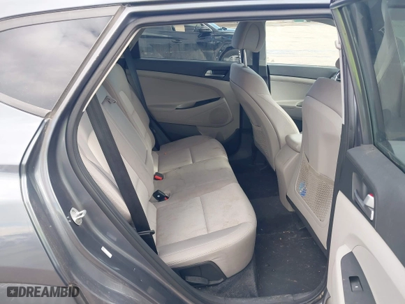 2016 Hyundai Tucson SE with VIN KM8J3CA43GU090127, listed as a IAAI auction lot 41488094 with 122,676 mi miles. Bid and sale history available at carsss.com. Image 8.