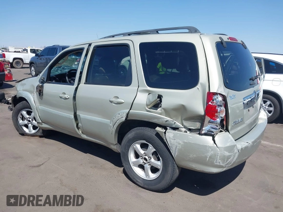 2005 Mazda Tribute i with VIN 4F2YZ02Z75KM56108, listed as a IAAI auction lot 42022864 with Not Provided miles and . Bid and sale history available at carsss.com. Image 3.