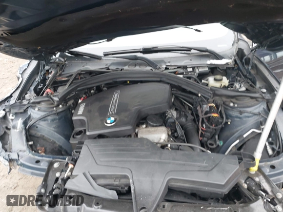 2013 BMW 3 Series 328i xDrive with VIN WBA3B5C55DF590224, listed as a IAAI auction lot 41348272 with 117,392 mi miles. Bid and sale history available at carsss.com. Image 10.