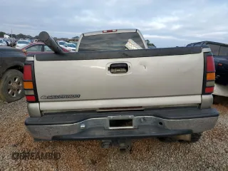 2002 Chevrolet Silverado 3500 LT with VIN 1GCJK33152F107596, listed as a Copart auction lot 82113704 with 194,341 mi miles and Salvage Title. Bid and sale history available at carsss.com. Image 10.