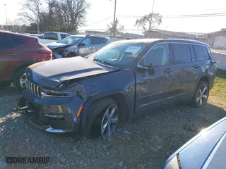 2021 Jeep Grand Cherokee L Limited with VIN 1C4RJKBG6M8185205, listed as a IAAI auction lot 40943565 with 67,608 mi miles. Bid and sale history available at carsss.com. Image 17.