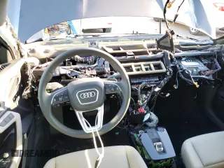 2022 Audi A3 Premium Plus z VIN WAUBUDGY5NA077249, wystawiony jako Copart lot #69011232 z przebiegiem Nie podano mil oraz . Historia ofert i sprzedaży dostępna na DreamBid. Obrazek 8.