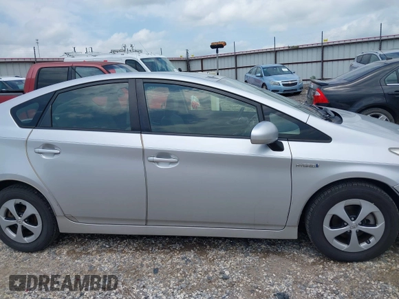 2015 Toyota Prius Four z VIN JTDKN3DU4F1922847, wystawiony jako IAAI lot #42130536 z przebiegiem 181 815 mil mil oraz . Historia ofert i sprzedaży dostępna na DreamBid. Obrazek 14.