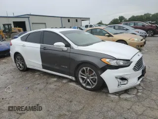 2019 Ford Fusion Titanium with VIN 3FA6P0RU5KR179916, listed as a Copart auction lot 58552525 with 110,035 mi miles and Clean title. Bid and sale history available at DreamBid. Image 4.