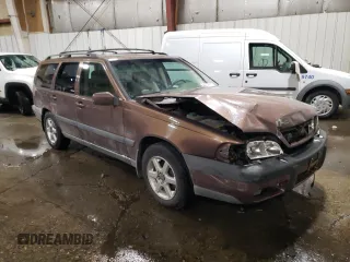 1998 Volvo V70 XC with VIN YV1LZ5644W2440479, listed as a Copart auction lot 49517805 with 169,172 mi miles and Non Repairable. Bid and sale history available at carsss.com. Image 4.